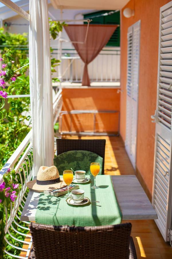 Apartmani "Miso" Podgora Exterior photo